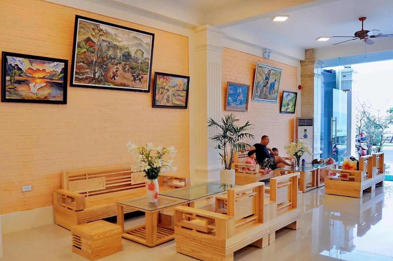 ***  Iridescent Clouds Hotel Nha Trang -May Ngu Sac Vietnam