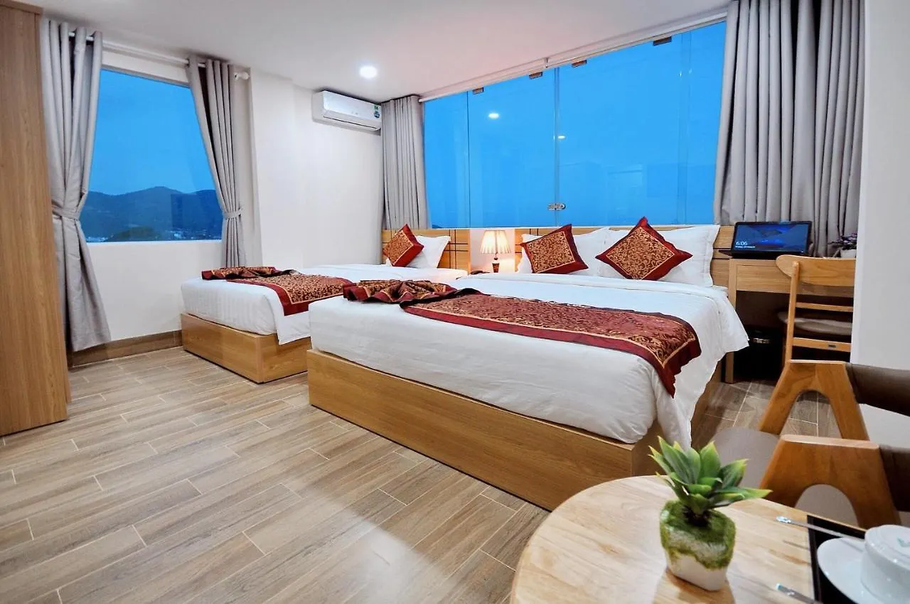 Iridescent Clouds Hotel Nha Trang -May Ngu Sac Vietnam